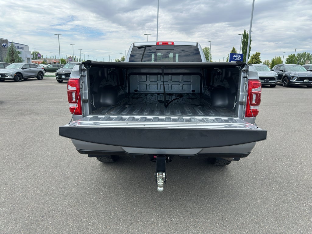 2022 RAM 3500 Laramie Crew Cab 4x4 8' Box
