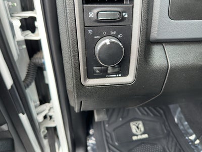 2019 RAM 1500 Classic Tradesman Regular Cab 4x2 6'4" Box