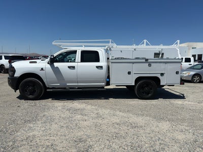 2026 RAM 3500 Chassis Tradesman/Big Horn