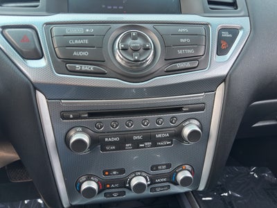 2017 Nissan Pathfinder SL