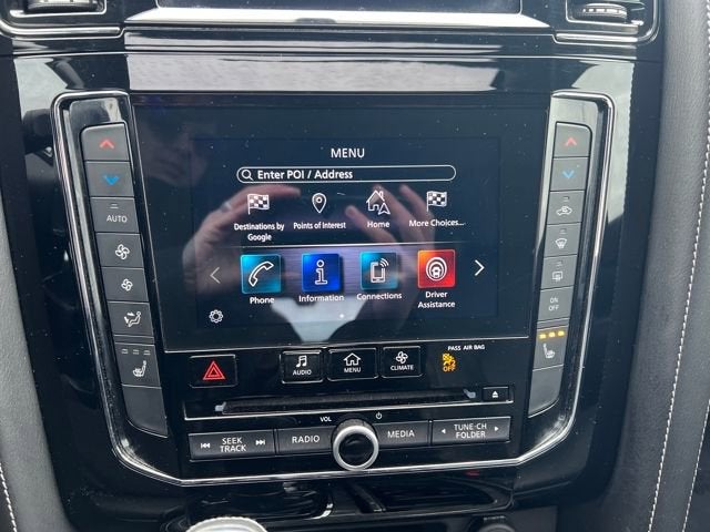 2021 INFINITI QX80 LUXE