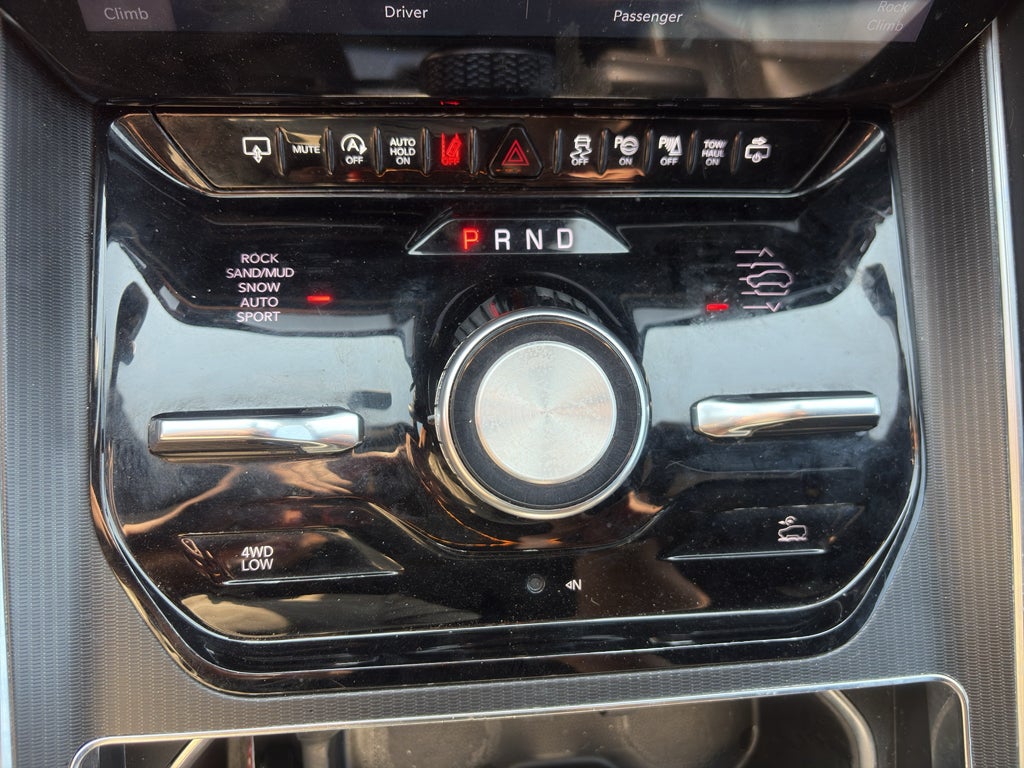 2024 Jeep Grand Wagoneer L Series II 4x4