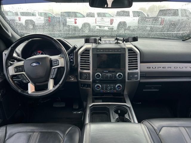 2017 Ford Super Duty F-350 DRW Lariat