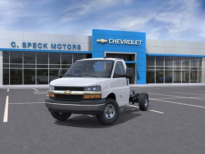 2025 Chevrolet Express Cutaway 3500 1WT