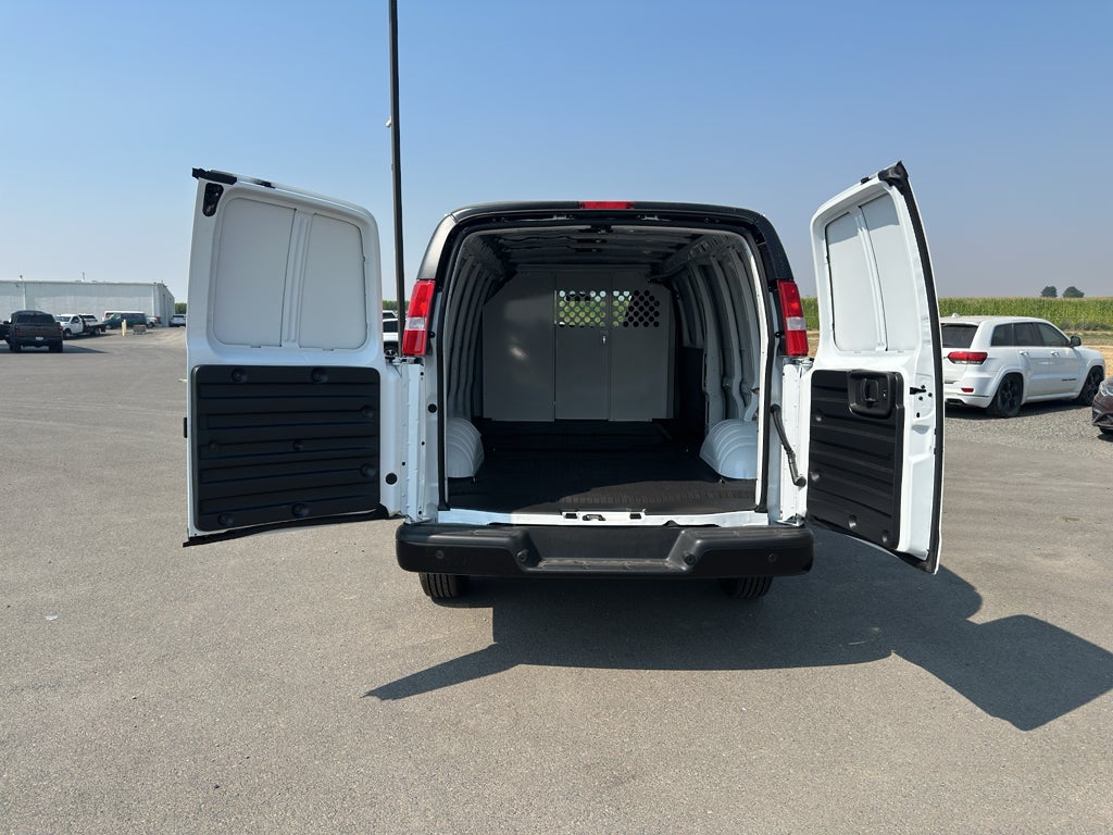2026 Chevrolet Express Cargo WT