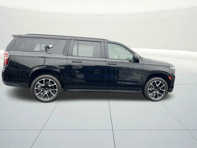2024 Chevrolet Suburban RST
