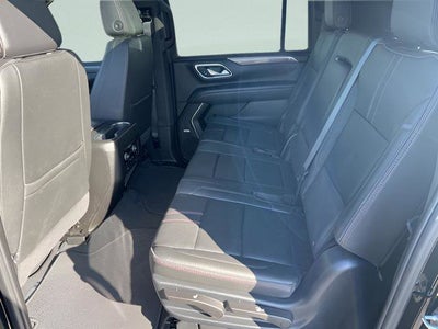 2024 Chevrolet Suburban RST