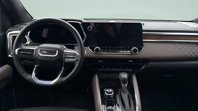 2024 GMC Canyon Denali