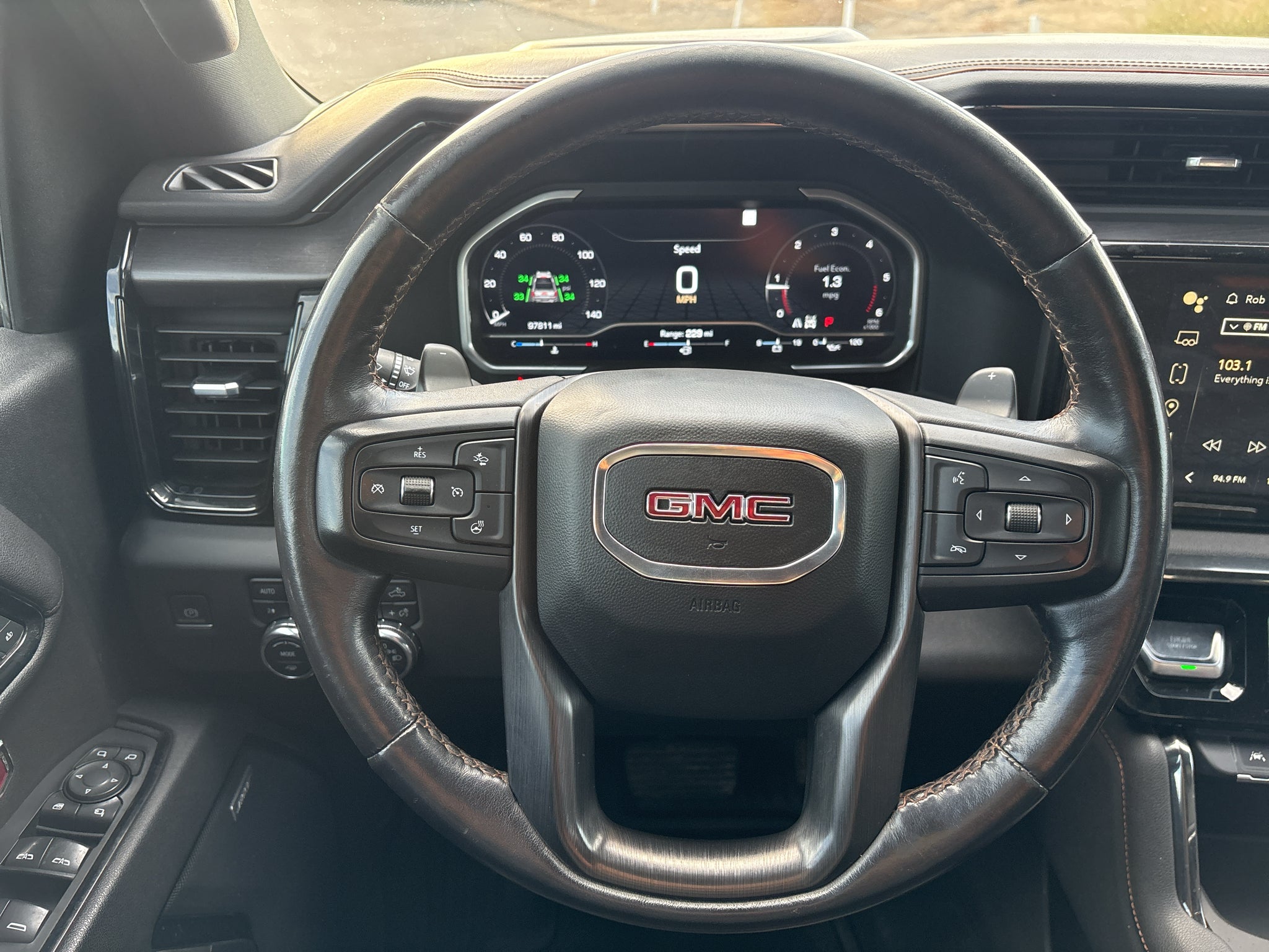 2023 GMC Sierra 1500 AT4