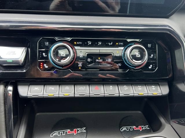 2023 GMC Sierra 1500 AT4X