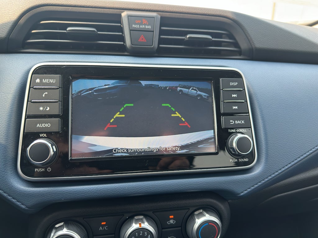 2025 Nissan Versa SV