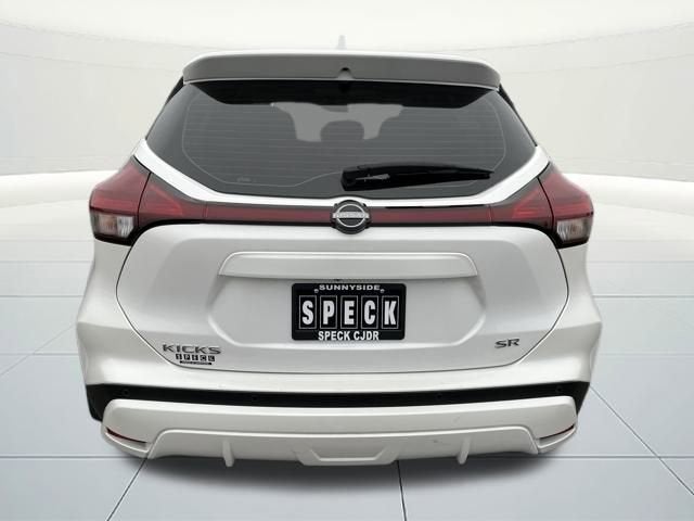 2024 Nissan Kicks SR
