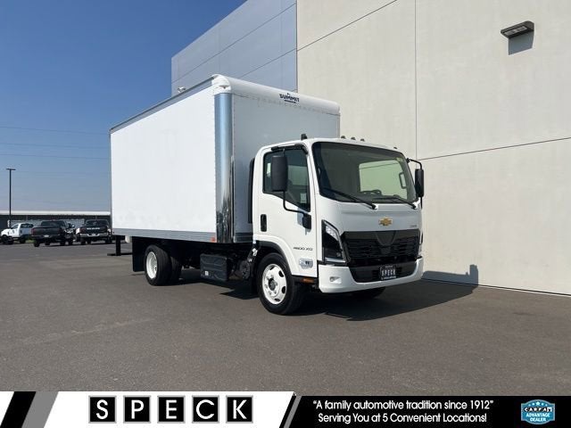 2025 Chevrolet Low Cab Forward 4500 XD 1WT