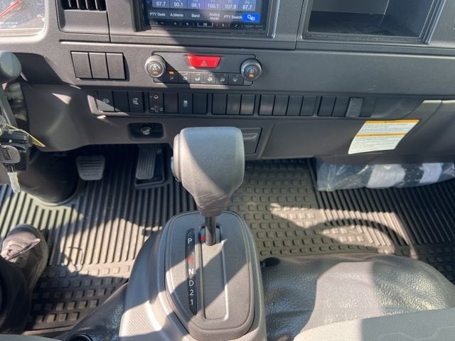 2025 Chevrolet Low Cab Forward 4500 XD 1WT