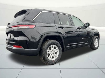 2025 Jeep Grand Cherokee GRAND CHEROKEE LAREDO 4X4