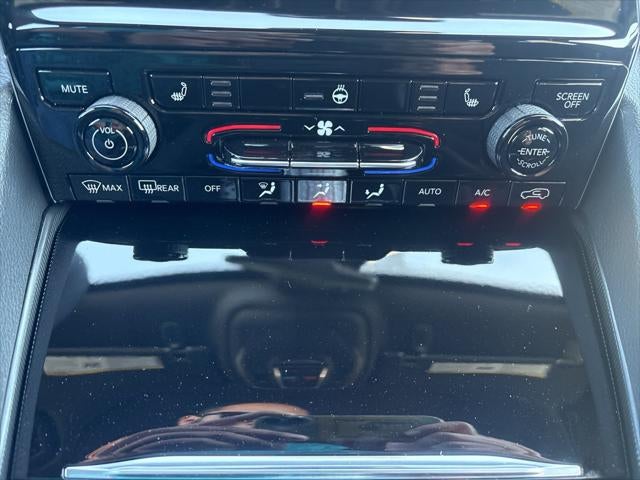 2026 Jeep Grand Cherokee GRAND CHEROKEE LAREDO X 4X4