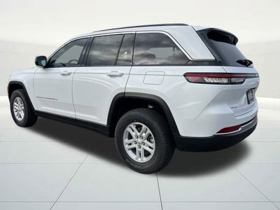 2025 Jeep Grand Cherokee GRAND CHEROKEE LAREDO 4X4