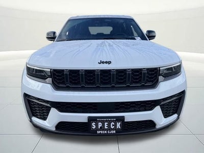 2026 Jeep Grand Cherokee GRAND CHEROKEE LAREDO ALTITUDE 4X4