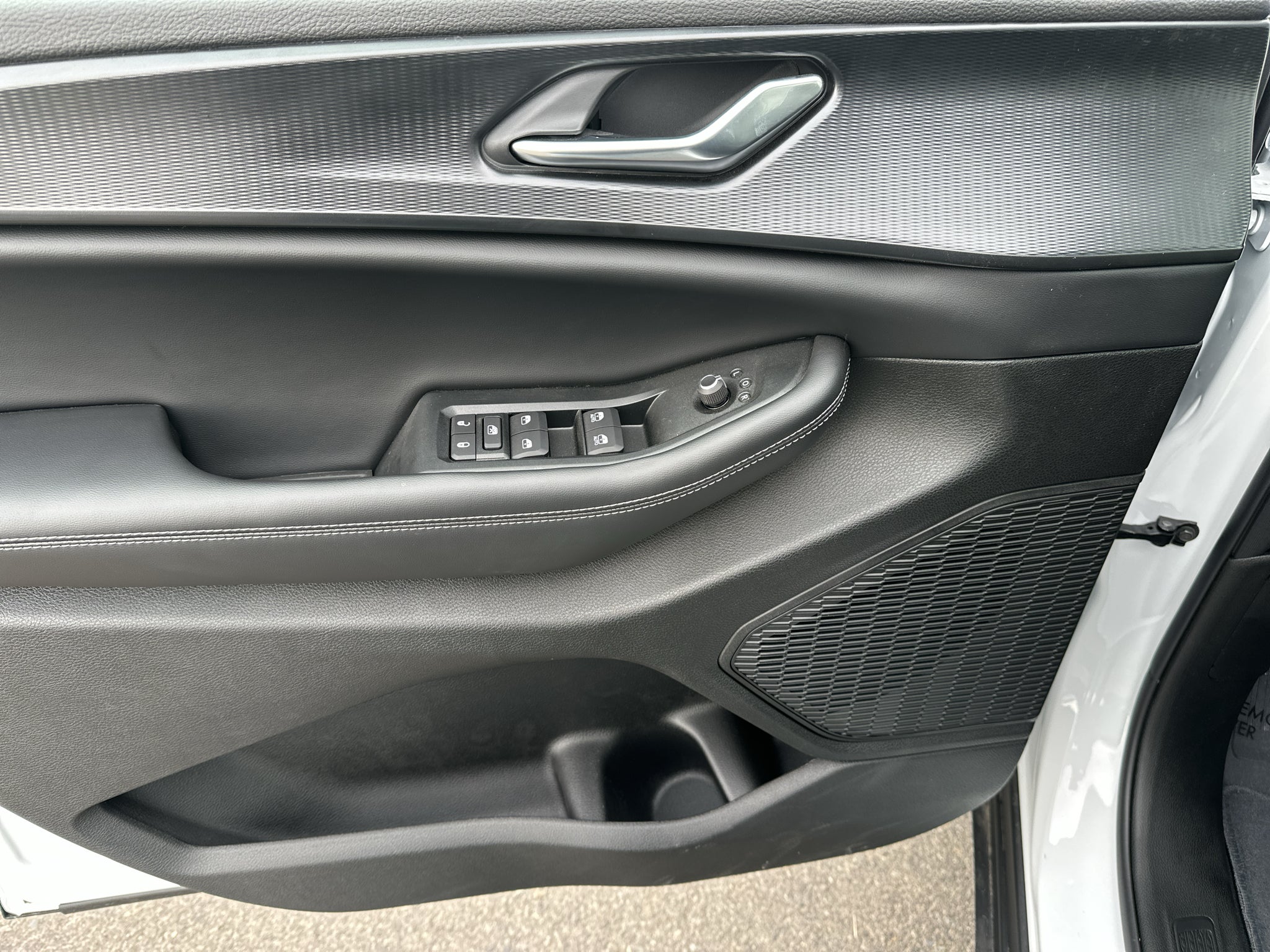 2026 Jeep Grand Cherokee GRAND CHEROKEE L LAREDO 4X4