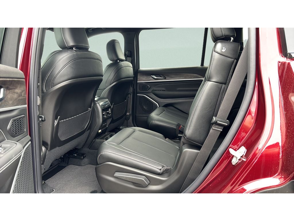 2026 Jeep Grand Cherokee GRAND CHEROKEE L LIMITED RESERVE 4X4