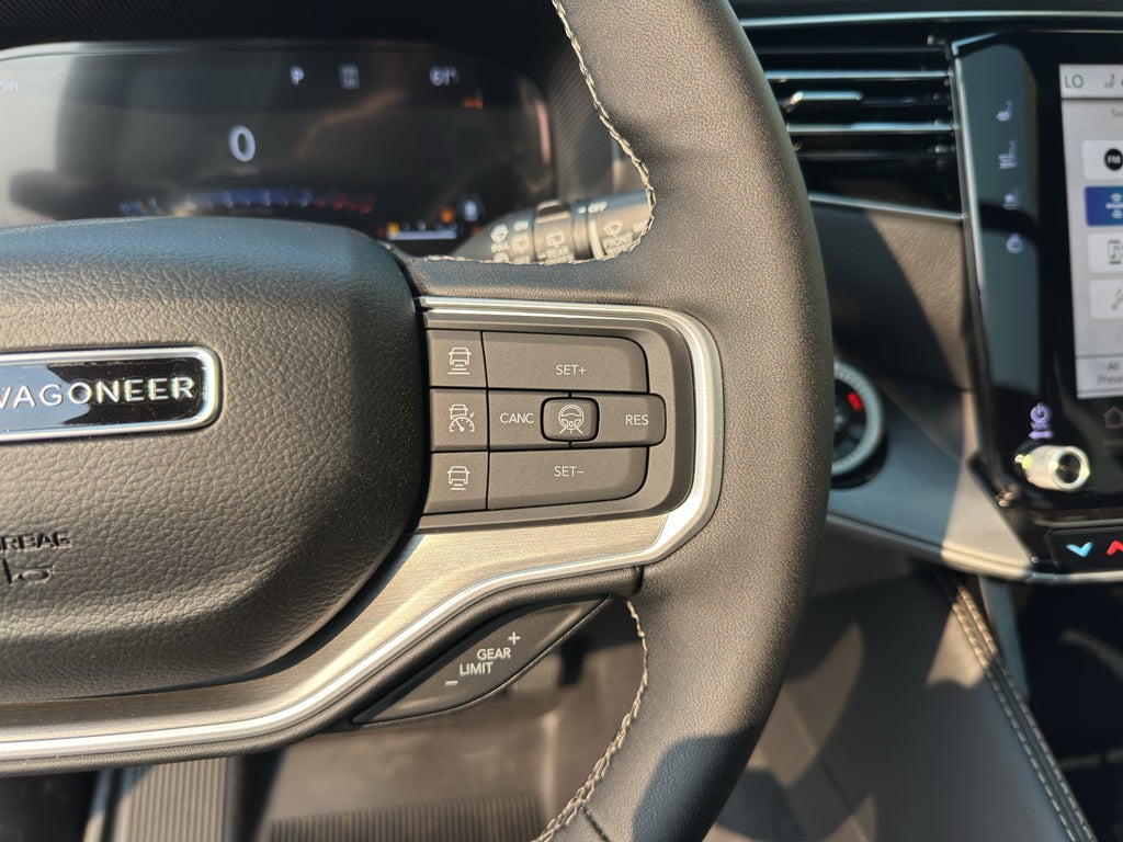 2026 Jeep Grand Wagoneer GRAND WAGONEER UPLAND 4X4