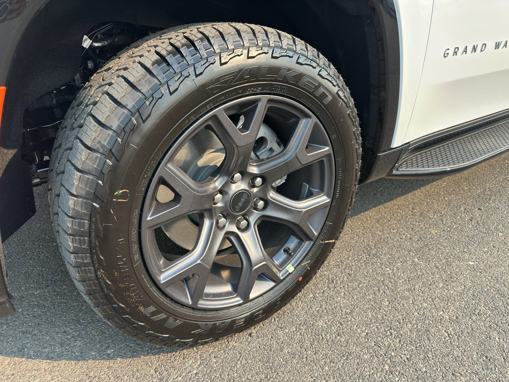 2026 Jeep Grand Wagoneer GRAND WAGONEER UPLAND 4X4