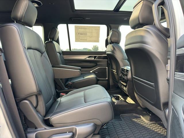 2026 Jeep Grand Wagoneer GRAND WAGONEER UPLAND 4X4