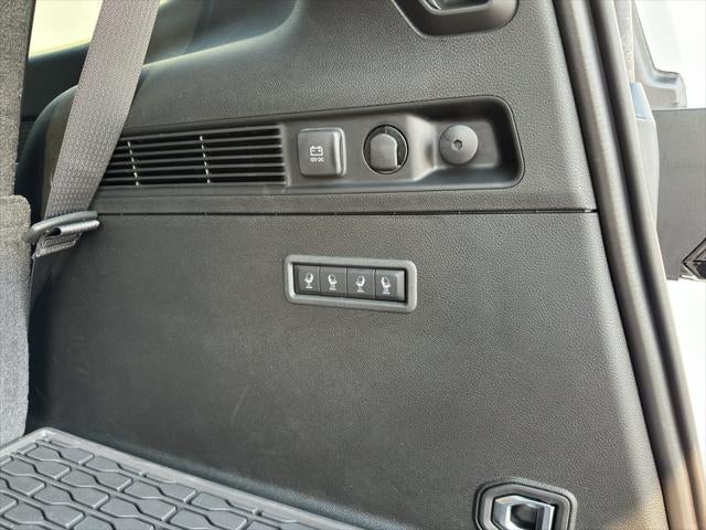 2026 Jeep Grand Wagoneer GRAND WAGONEER UPLAND 4X4