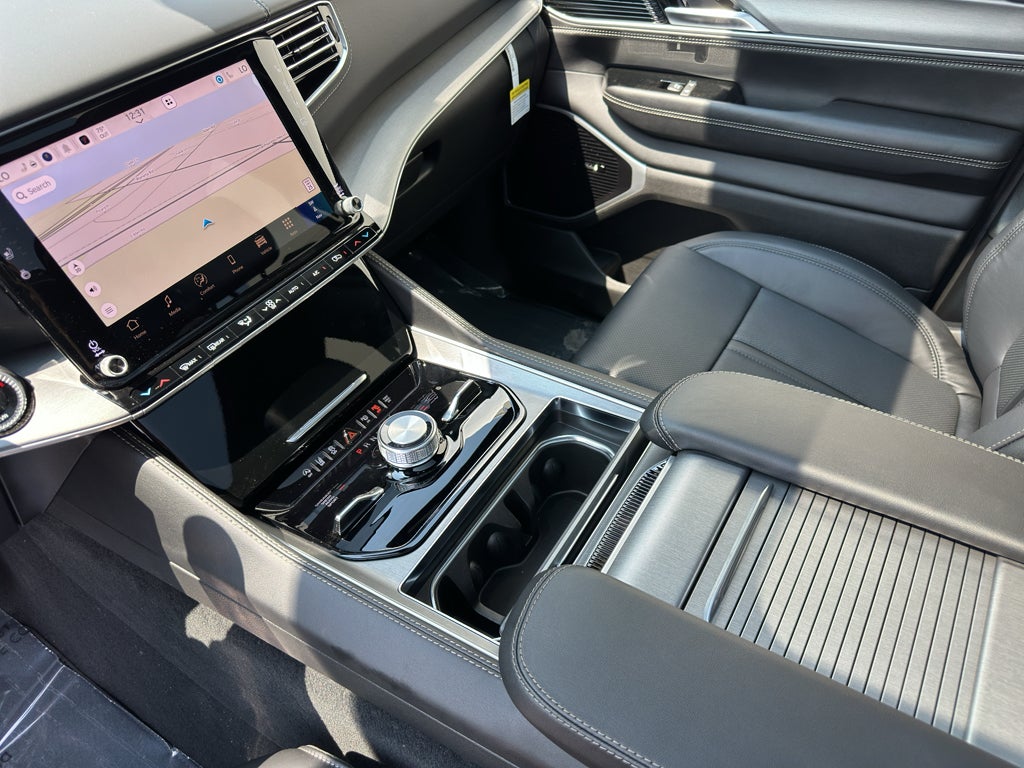 2026 Jeep Grand Wagoneer GRAND WAGONEER LIMITED RESERVE 4X4