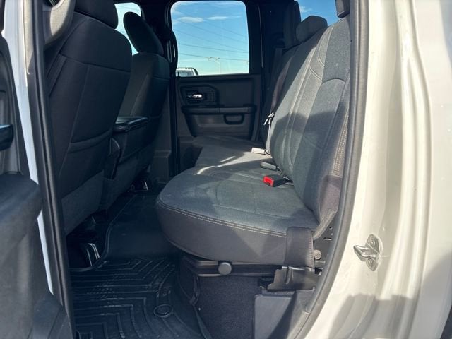 2022 RAM 1500 Classic Warlock Quad Cab 4x4 6'4' Box