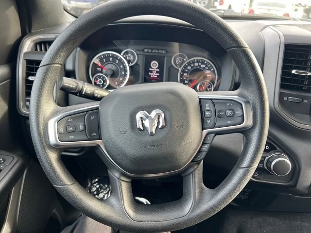 2026 RAM Ram 1500 RAM 1500 TRADESMAN CREW CAB 4X4 5'7' BOX