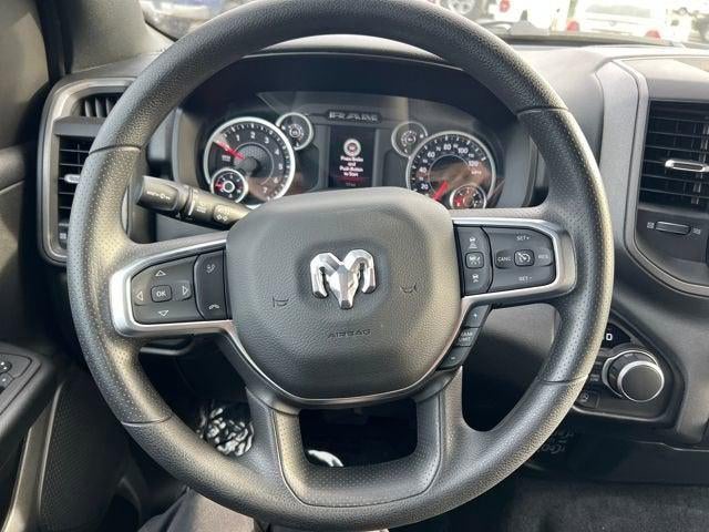 2026 RAM Ram 1500 RAM 1500 TRADESMAN CREW CAB 4X4 5'7' BOX