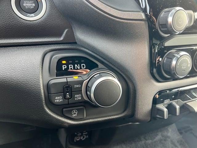 2026 RAM Ram 1500 RAM 1500 TRADESMAN CREW CAB 4X4 5'7' BOX