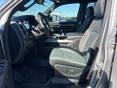 2025 RAM 1500 Big Horn Crew Cab 4x4 6'4' Box
