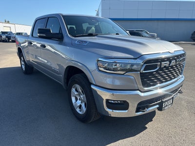 2025 RAM 1500 Big Horn Crew Cab 4x4 6'4' Box