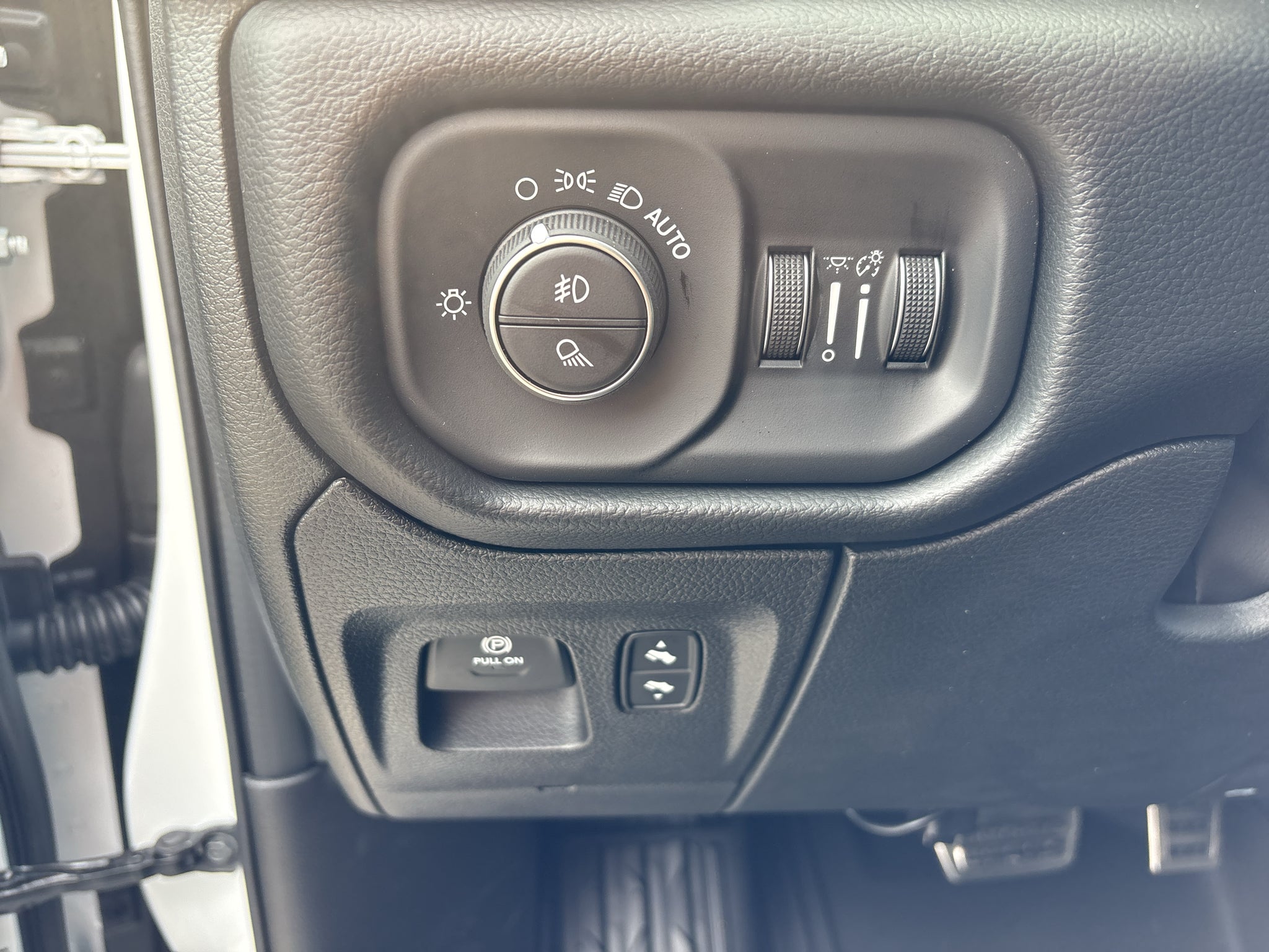 2027 RAM Ram 1500 RAM 1500 RHO CREW CAB 4X4 5'7' BOX