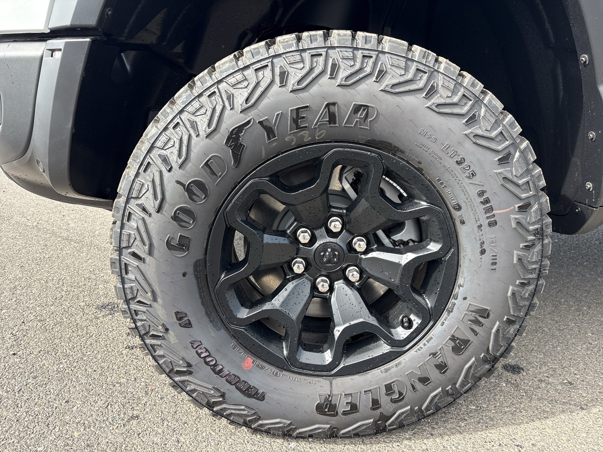 2027 RAM Ram 1500 RAM 1500 RHO CREW CAB 4X4 5'7' BOX