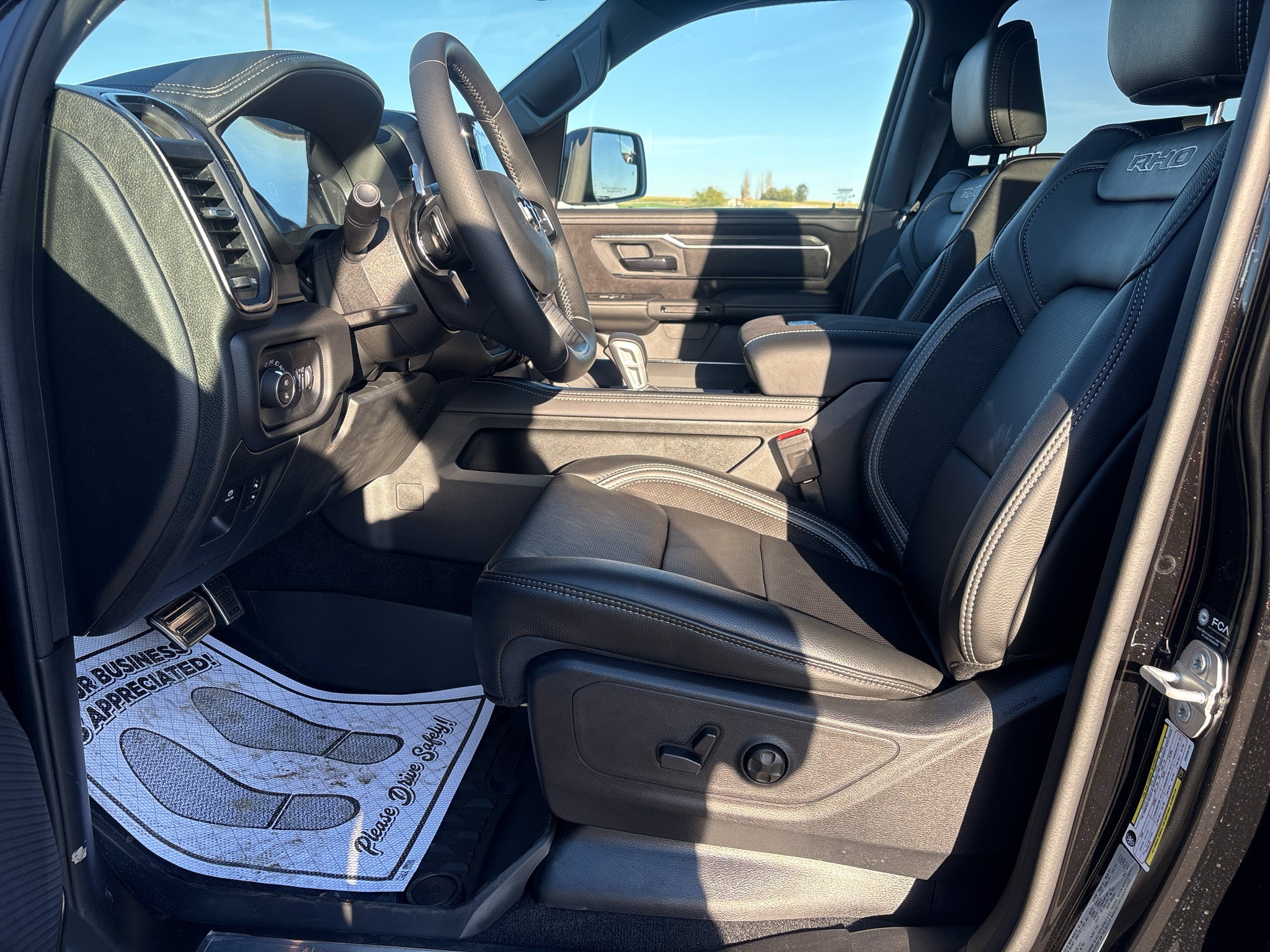 2027 RAM Ram 1500 RAM 1500 RHO CREW CAB 4X4 5'7' BOX