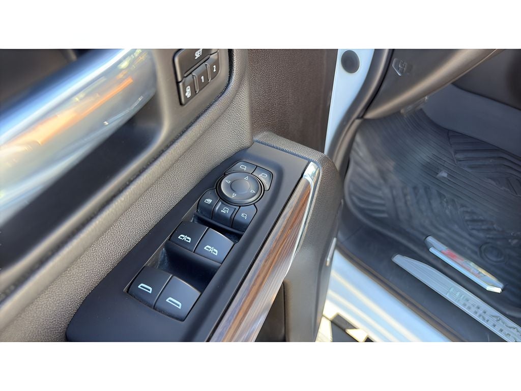 2023 Chevrolet Silverado 2500HD 4WD Crew Cab Standard Bed High Country