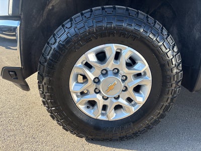 2024 Chevrolet Silverado 3500HD 4WD Crew Cab Long Bed LT