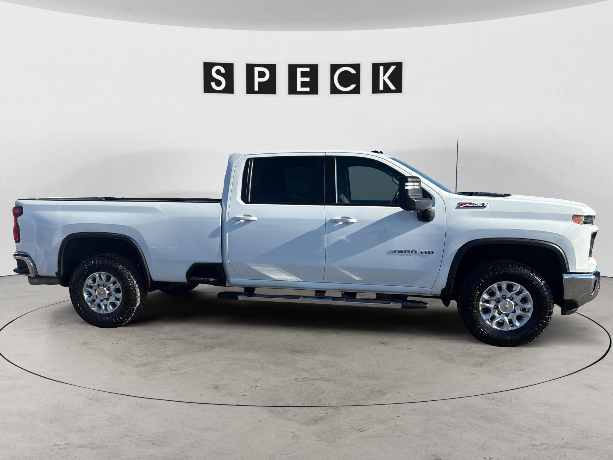 2024 Chevrolet Silverado 3500HD 4WD Crew Cab Long Bed LT