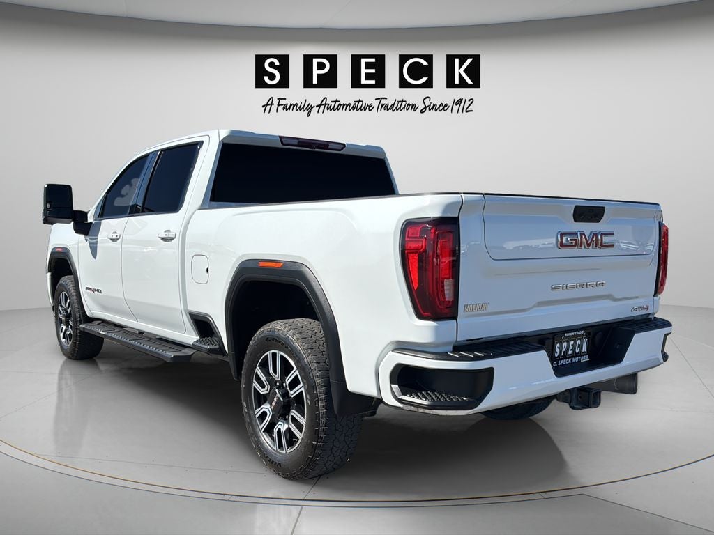 2022 GMC Sierra 2500HD 4WD Crew Cab Standard Bed AT4