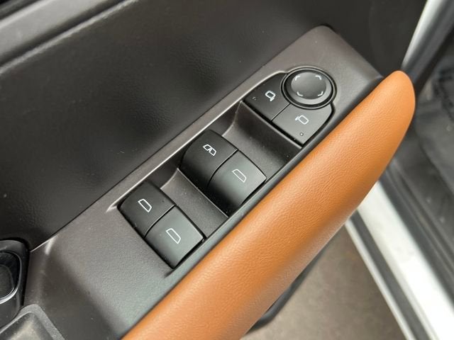 2023 GMC Canyon 4WD Crew Cab Short Box AT4