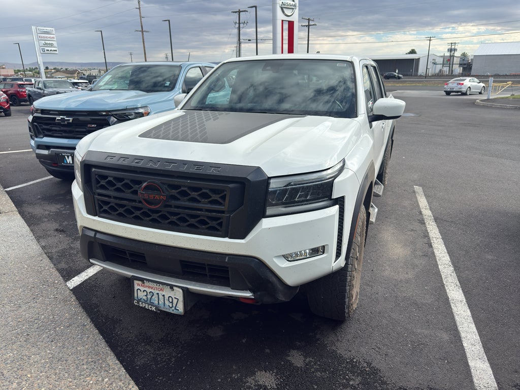 2022 Nissan Frontier Crew Cab PRO-4X 4x4