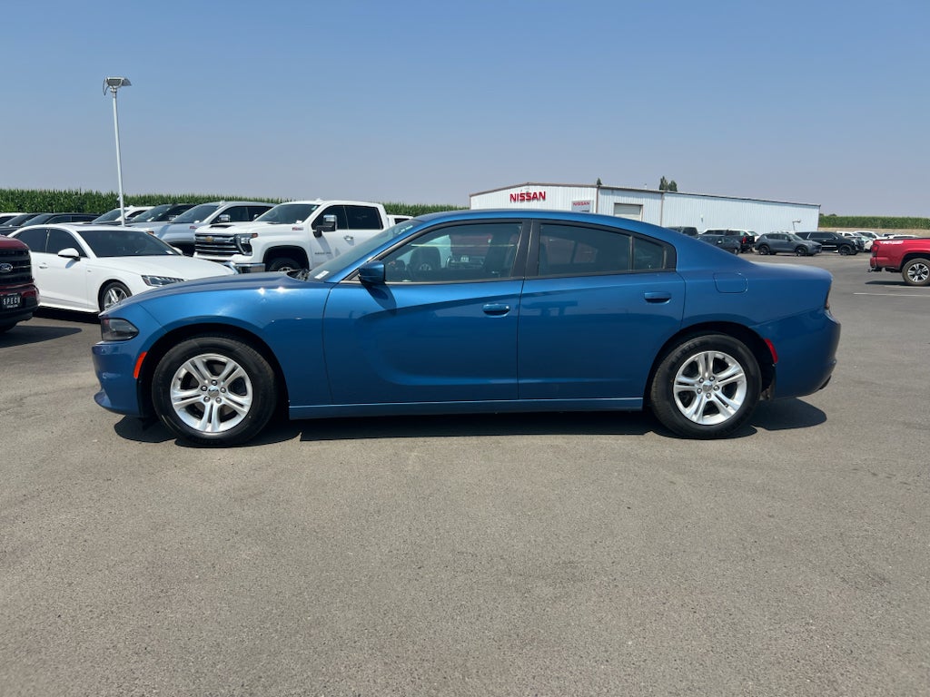 2021 Dodge Charger SXT RWD