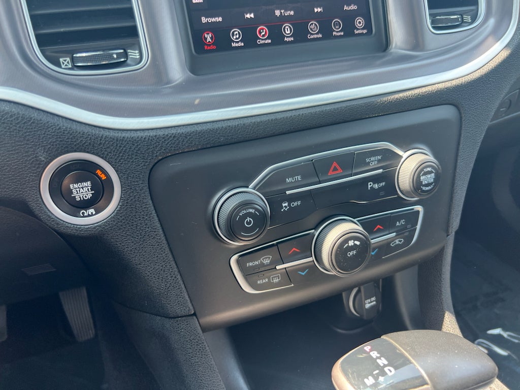 2021 Dodge Charger SXT RWD