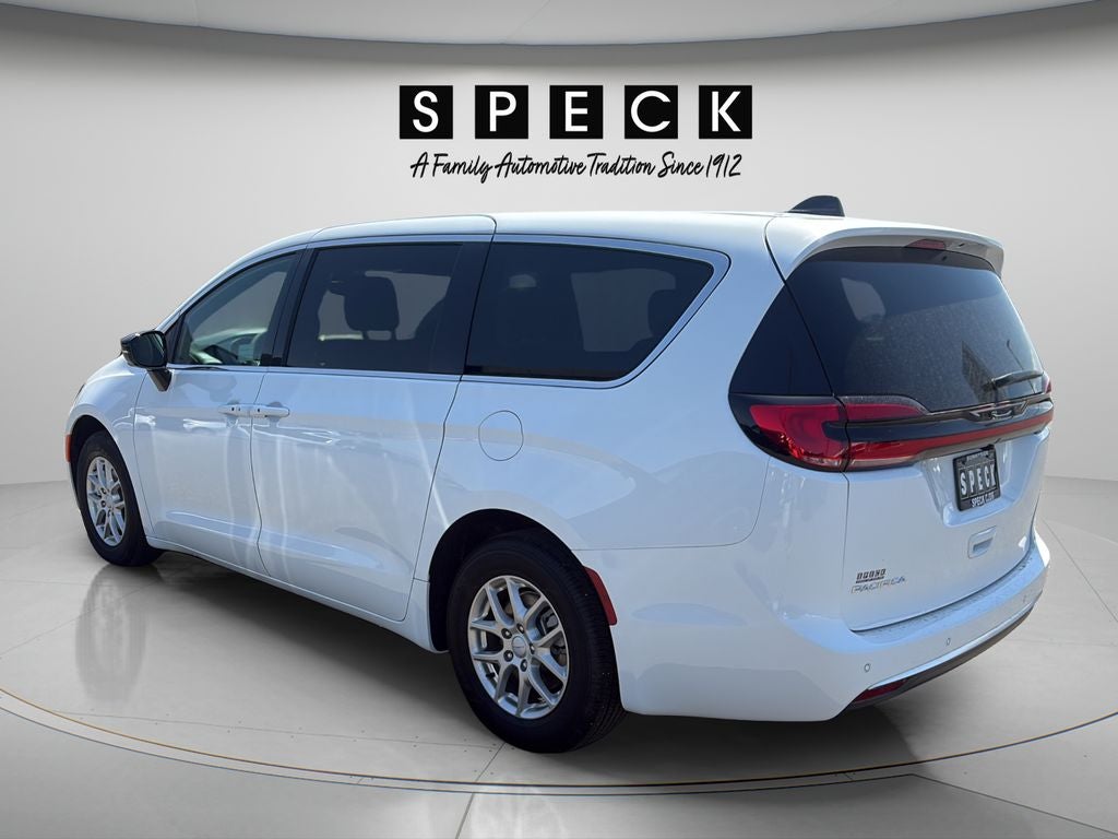 2027 Chrysler Pacifica PACIFICA SELECT