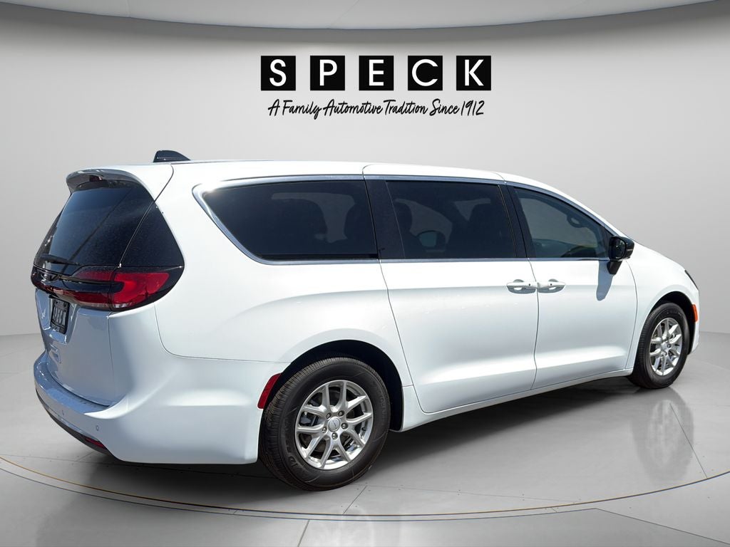 2027 Chrysler Pacifica PACIFICA SELECT