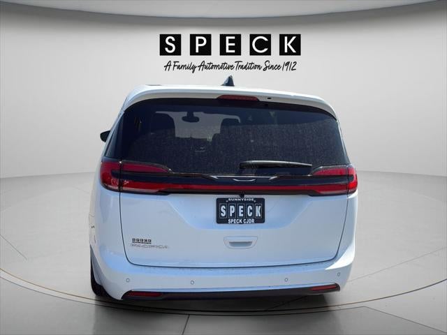 2027 Chrysler Pacifica PACIFICA SELECT