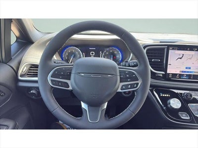 2027 Chrysler Pacifica PACIFICA SELECT